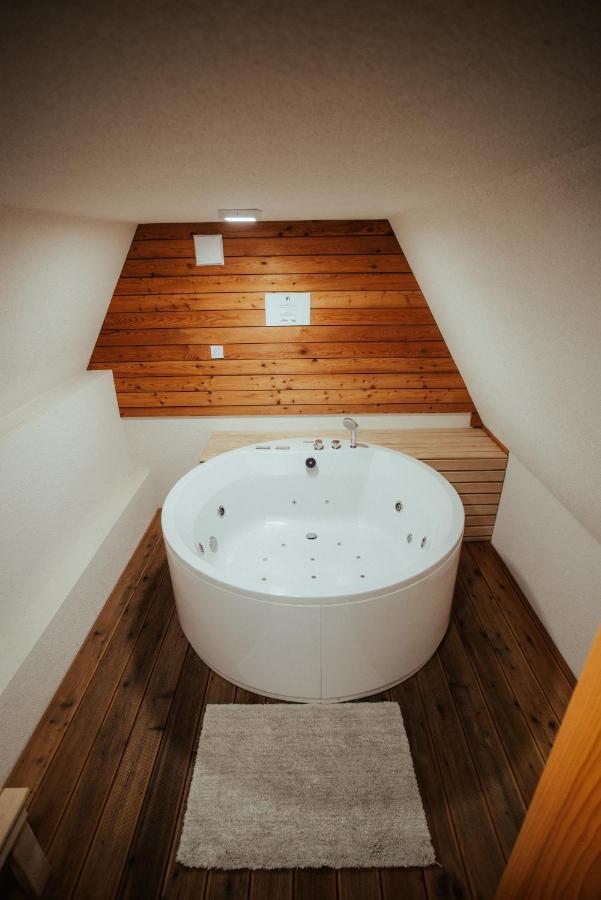 Apartments Beeland Skok Mozirje Εξωτερικό φωτογραφία